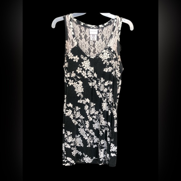 Jaclyn Smith Dresses & Skirts - Jaclyn Smith Juniors Medium Black and White Dress